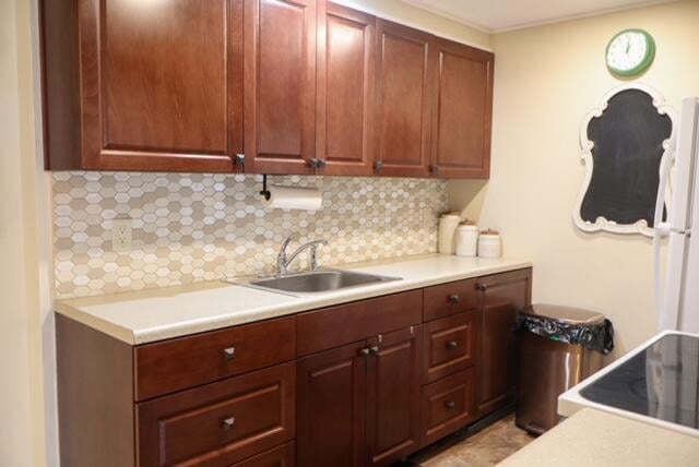 Unit 1011 photo 4