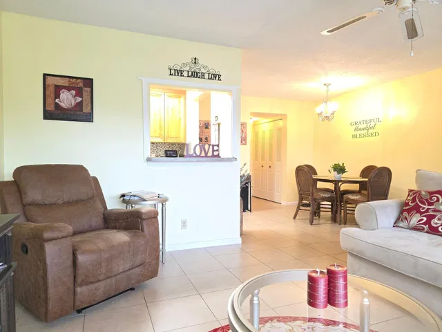  Unit L photo 6