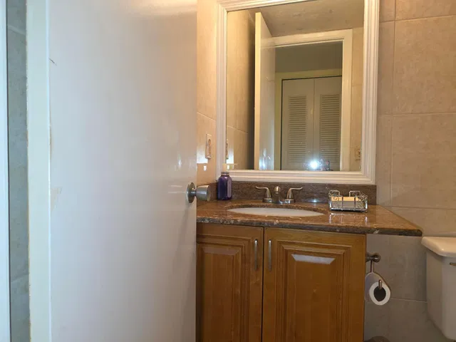  Unit L photo 17