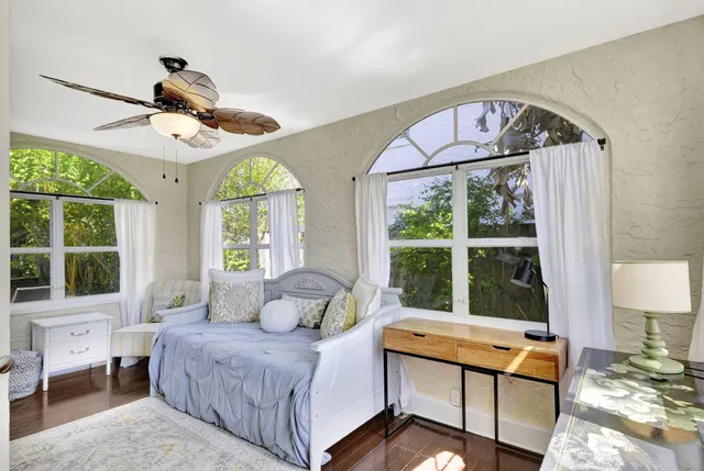Old Northwood Residence photo 5