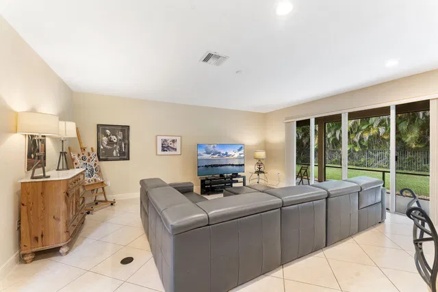 Saturnia Boca Raton Residence photo 9