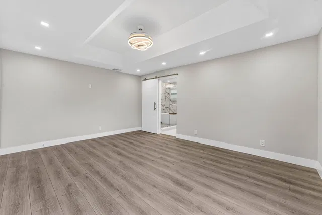 Eastpointe Country Club Residence photo 13