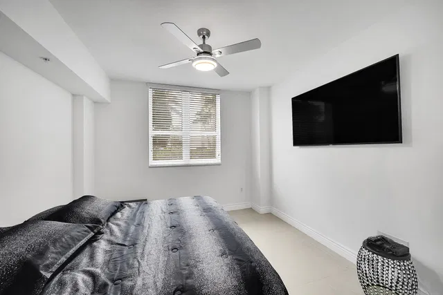 Unit 508 photo 21