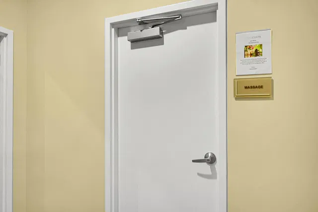 Unit 508 photo 35