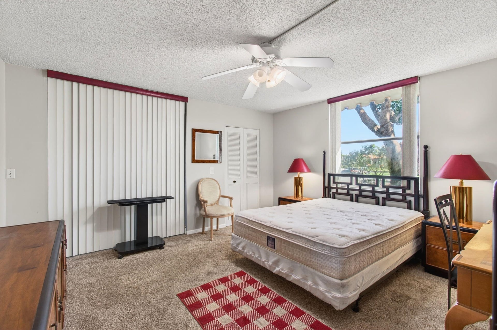 Unit 1080 photo 22