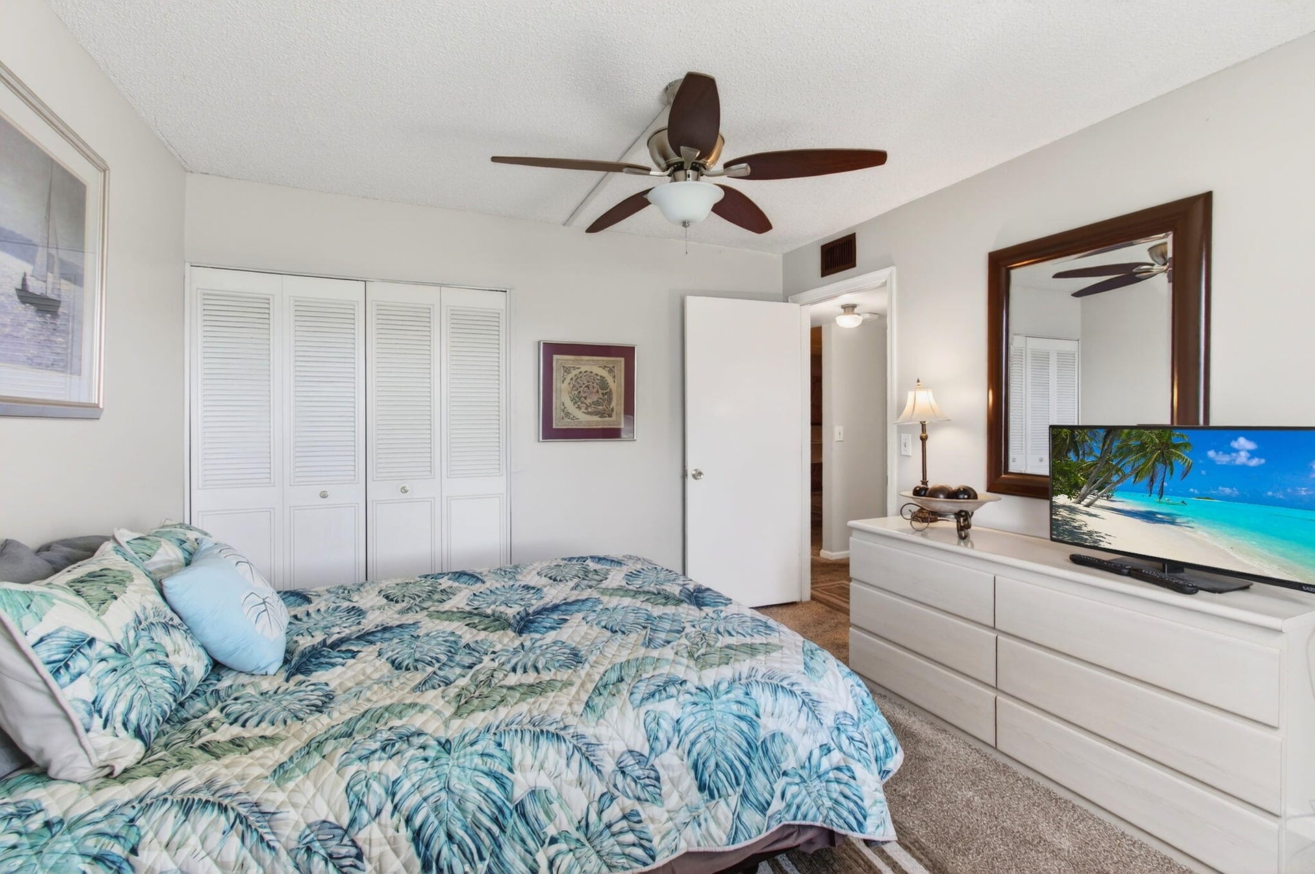 Unit 1080 photo 29