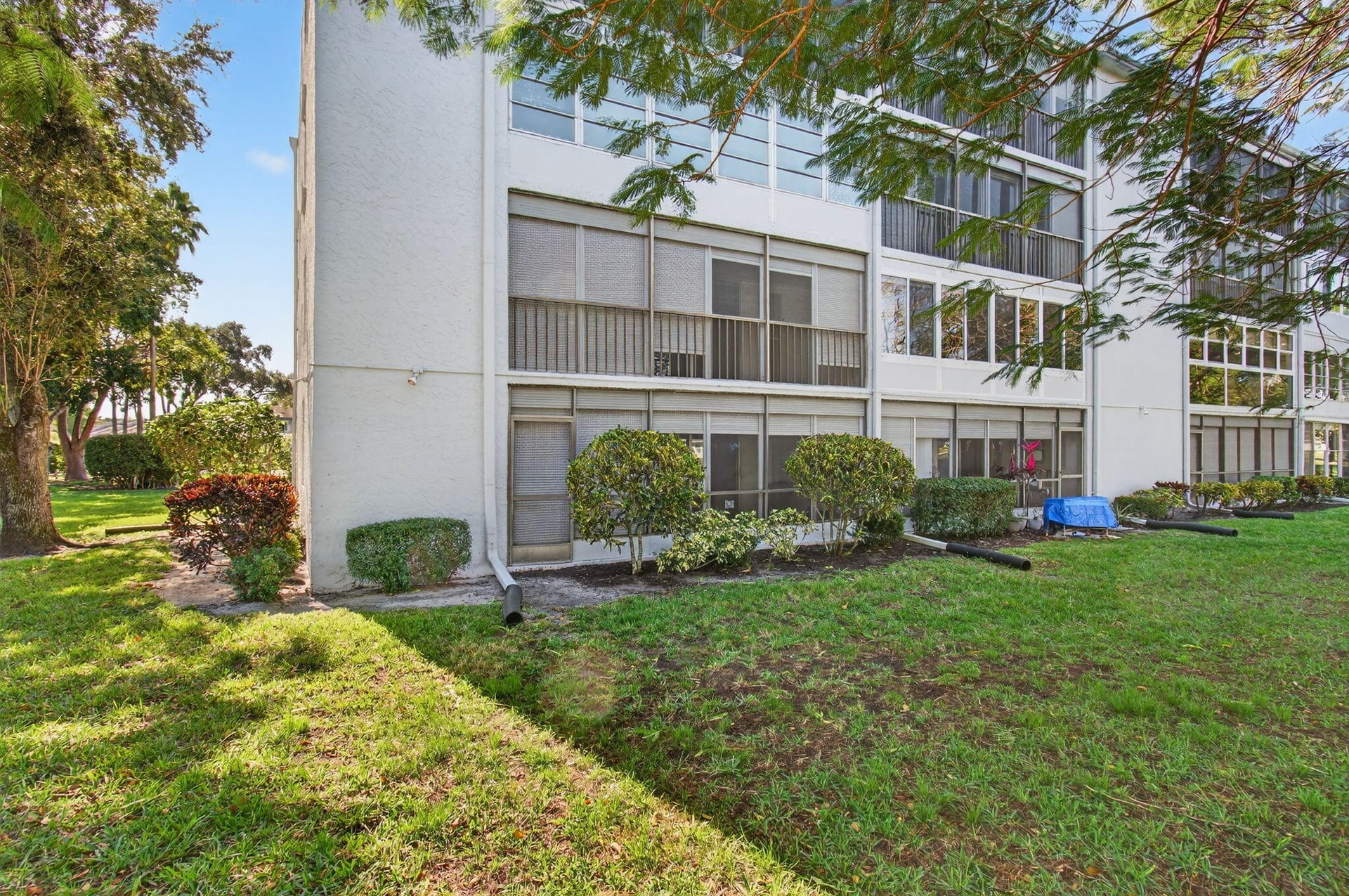 Unit 1080 photo 33