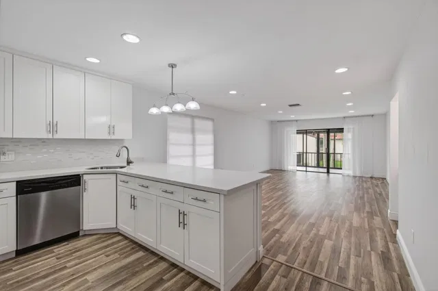 Boca Lago Country Club Homes Unit 49-B photo 6