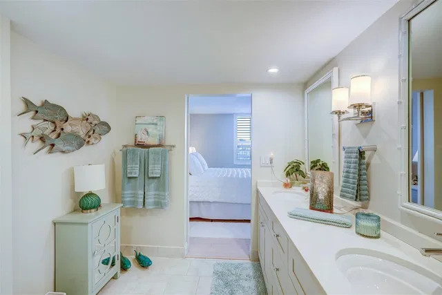 Singer Island Unit B2a photo 13