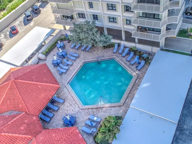 Singer Island Unit B2a photo 18