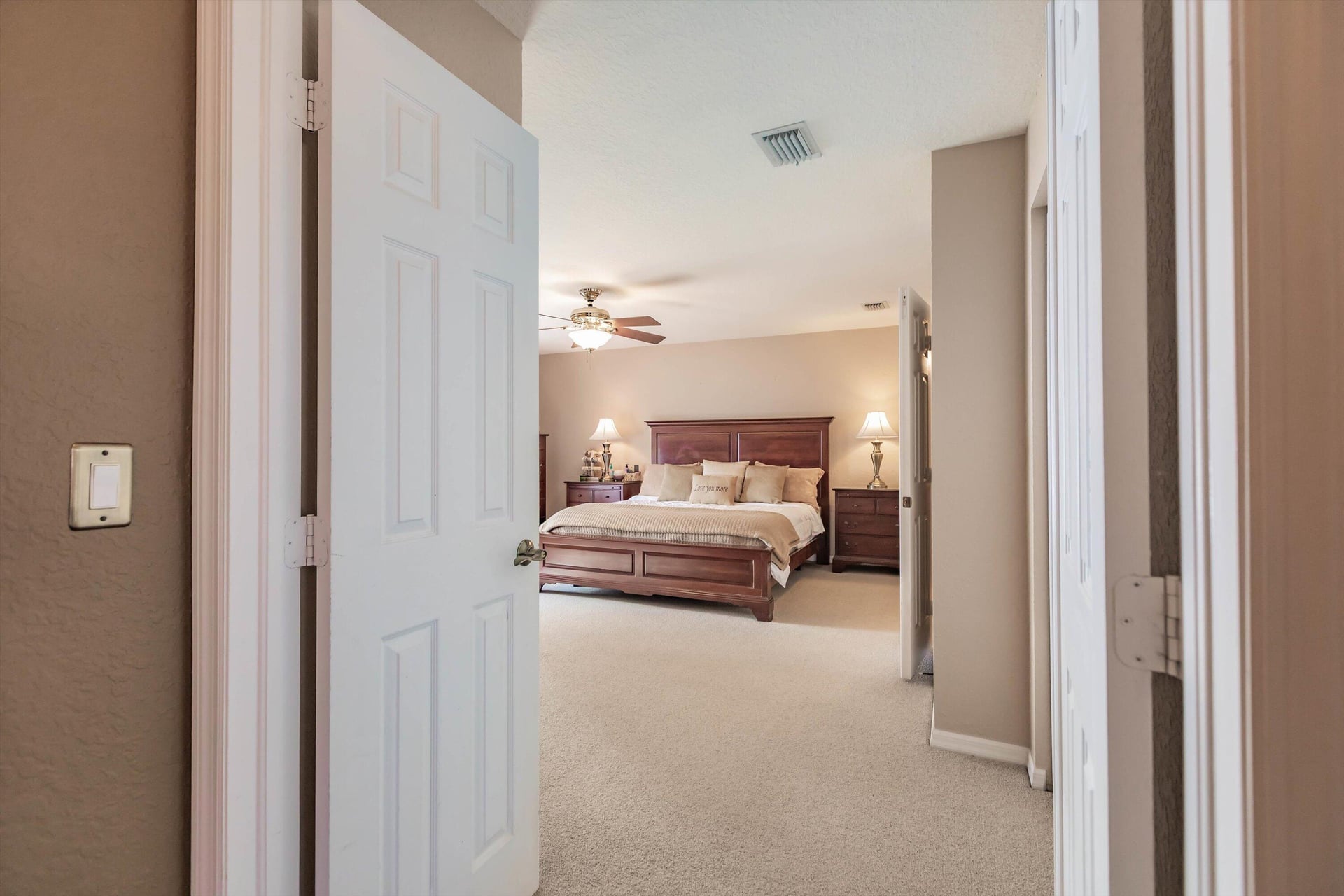Residence photo 38