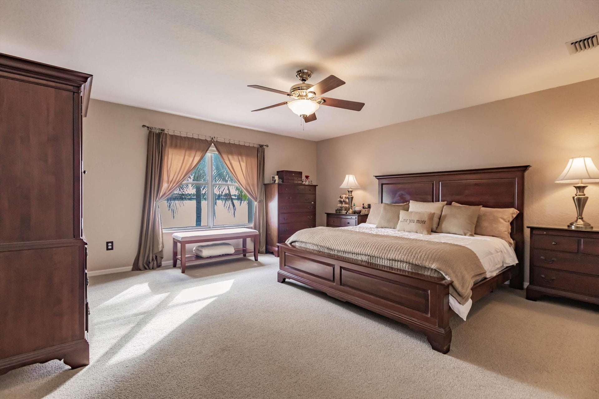 Residence photo 39