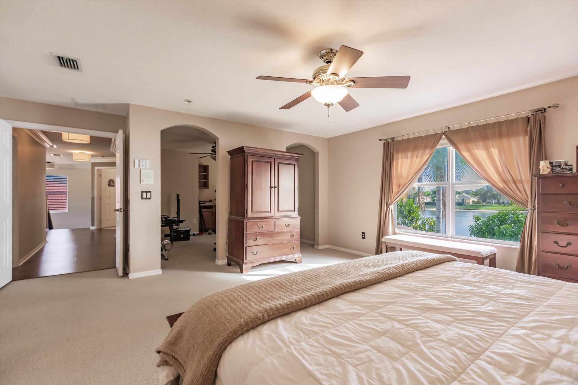 Residence photo 42