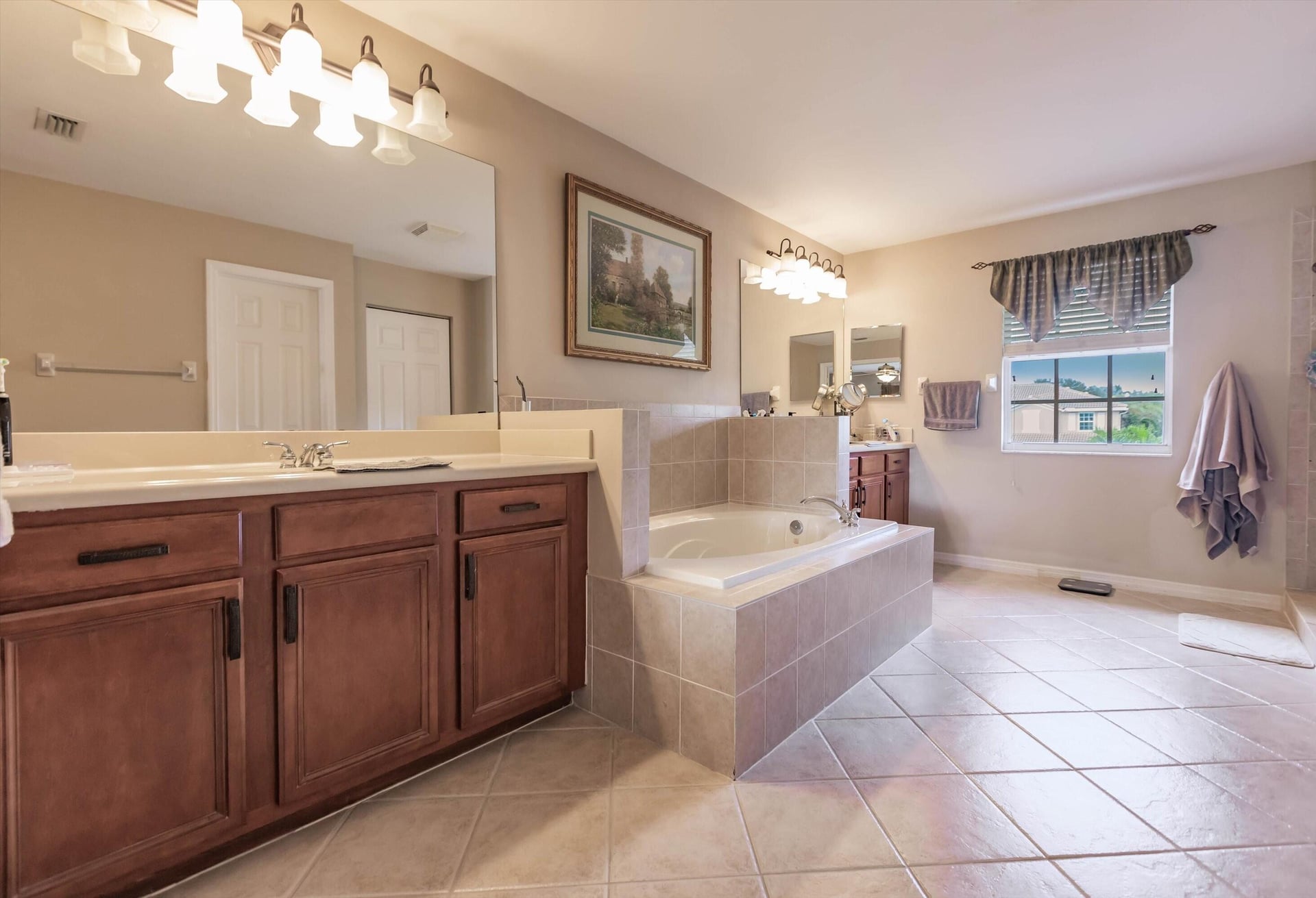 Residence photo 43