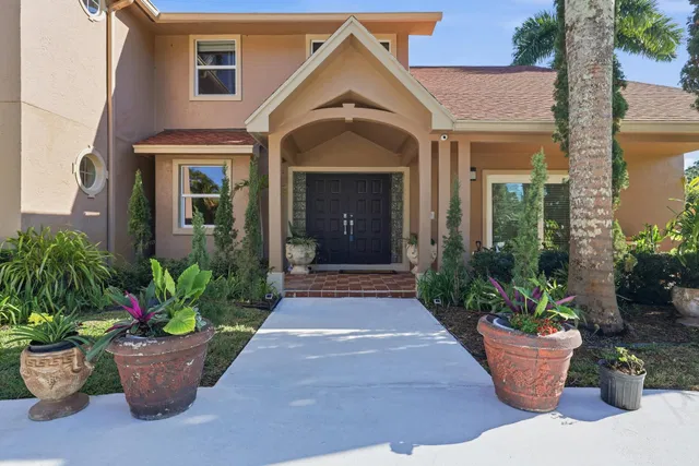  Residence photo 4