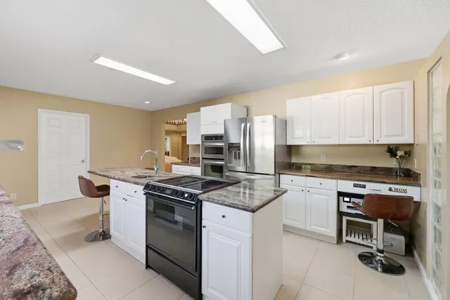  Residence photo 19