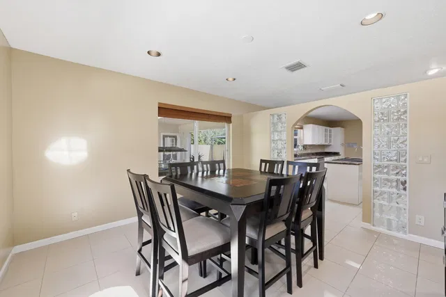  Residence photo 27