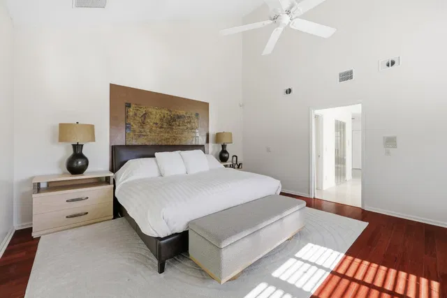  Residence photo 35