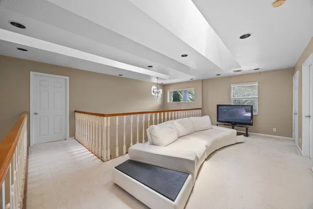  Residence photo 41