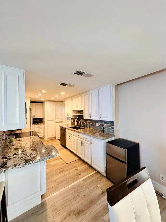 Singer Island Unit 7b photo 38