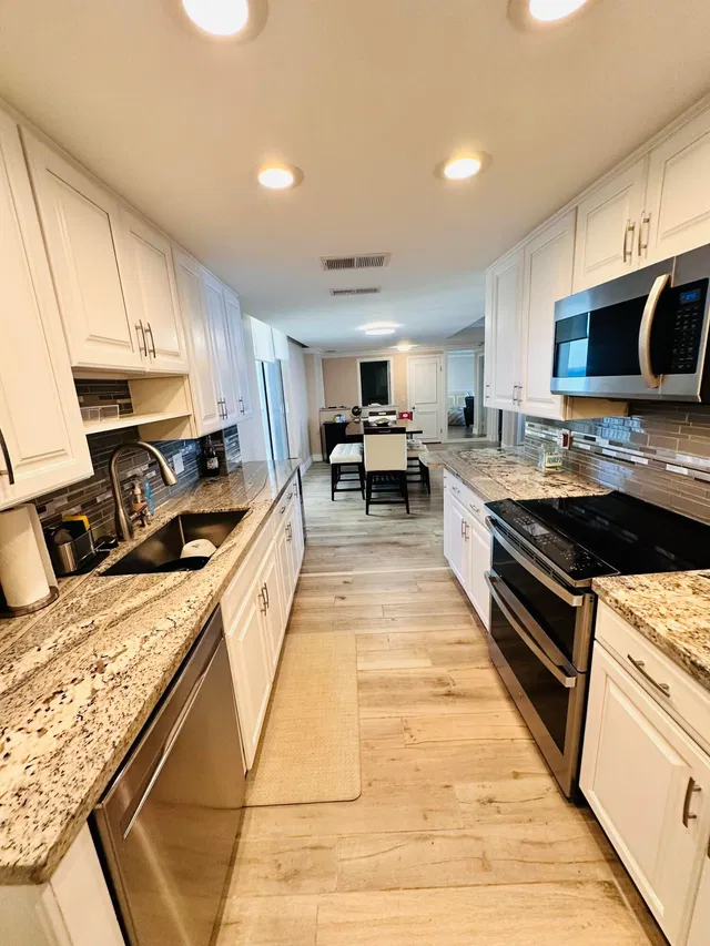 Singer Island Unit 7b photo 40