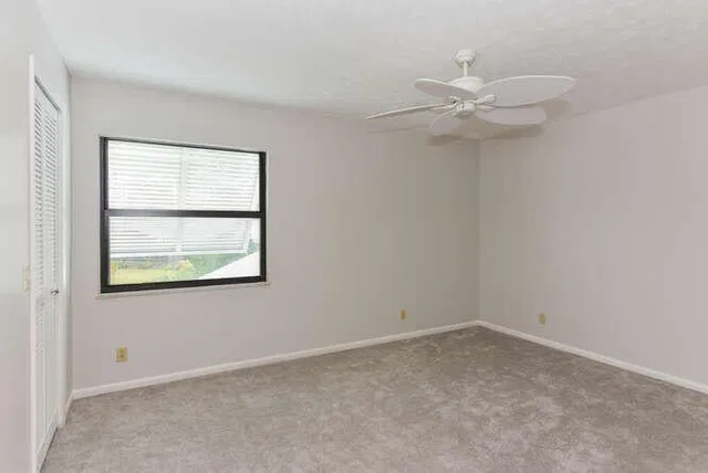 Residence photo 25