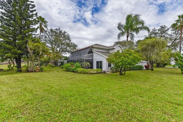 Residence photo 48