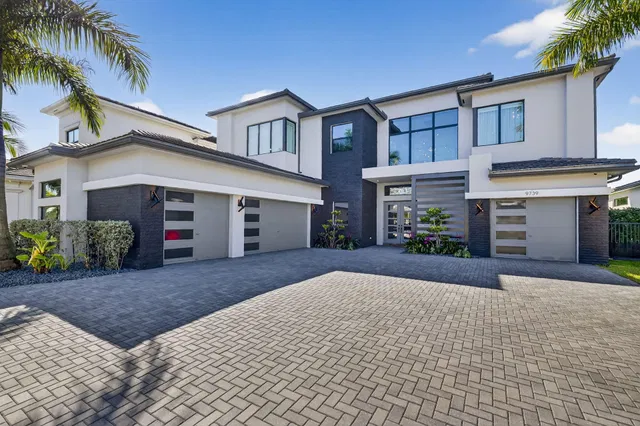 Boca Bridges Residence photo 2
