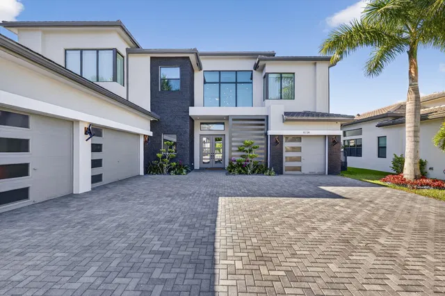 Boca Bridges Residence photo 3