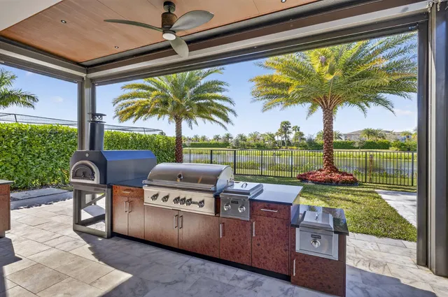 Boca Bridges Residence photo 34