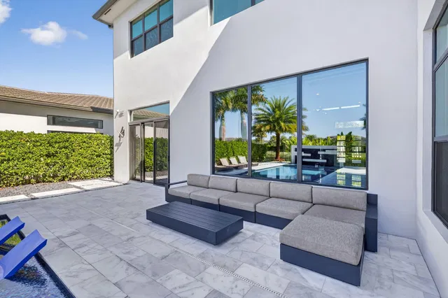 Boca Bridges Residence photo 39