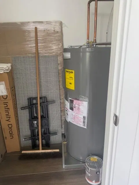 Unit 111 photo 32