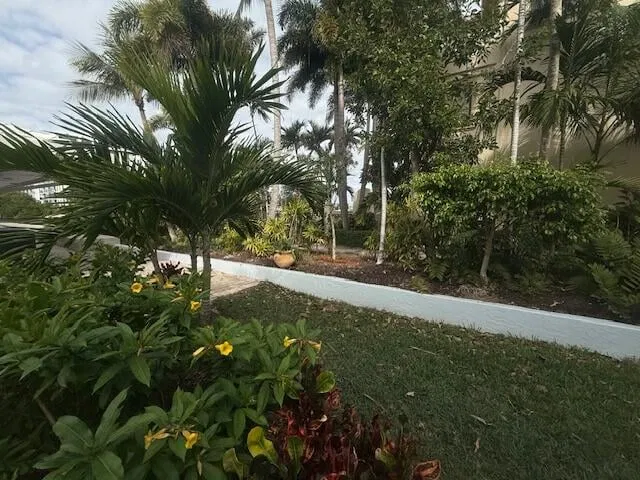 Unit 111 photo 40