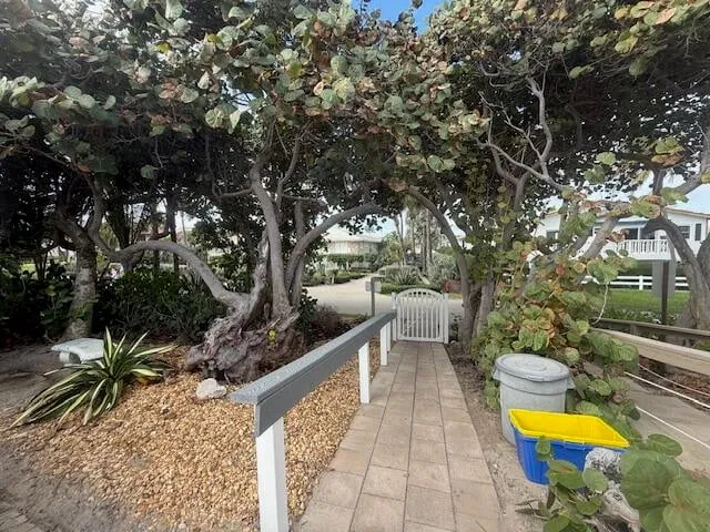 Unit 111 photo 47