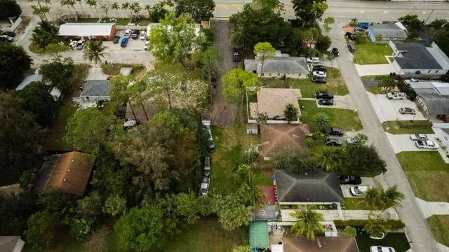 Residence photo 4
