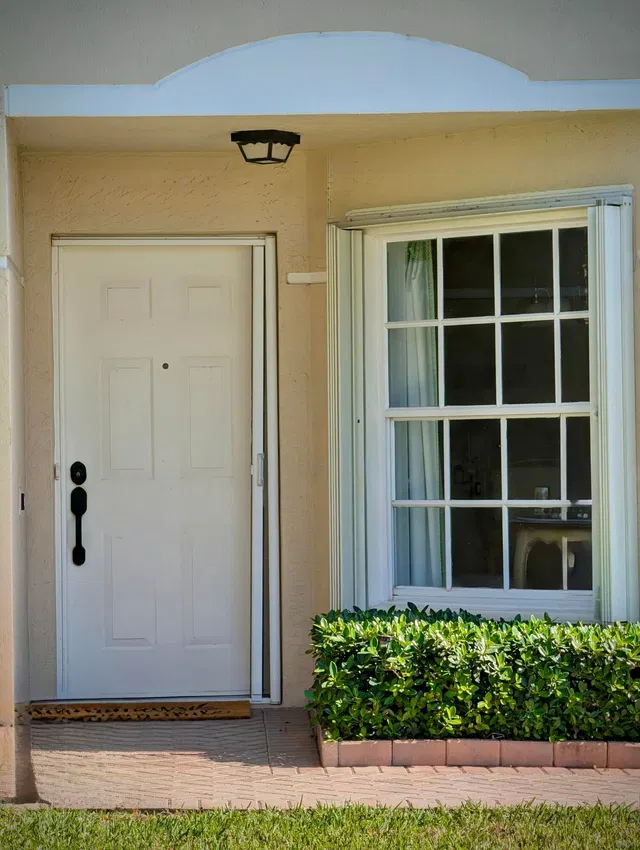 Residence photo 24