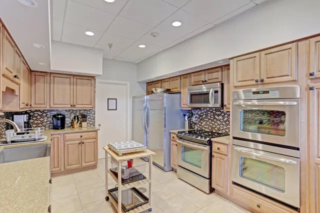 Eastpointe Singer Island Unit 6d photo 34