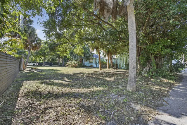 Old Northwood Residence photo 10