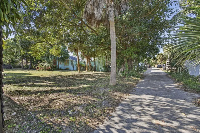 Old Northwood Residence photo 11