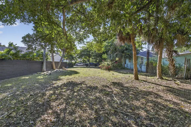 Old Northwood Residence photo 12