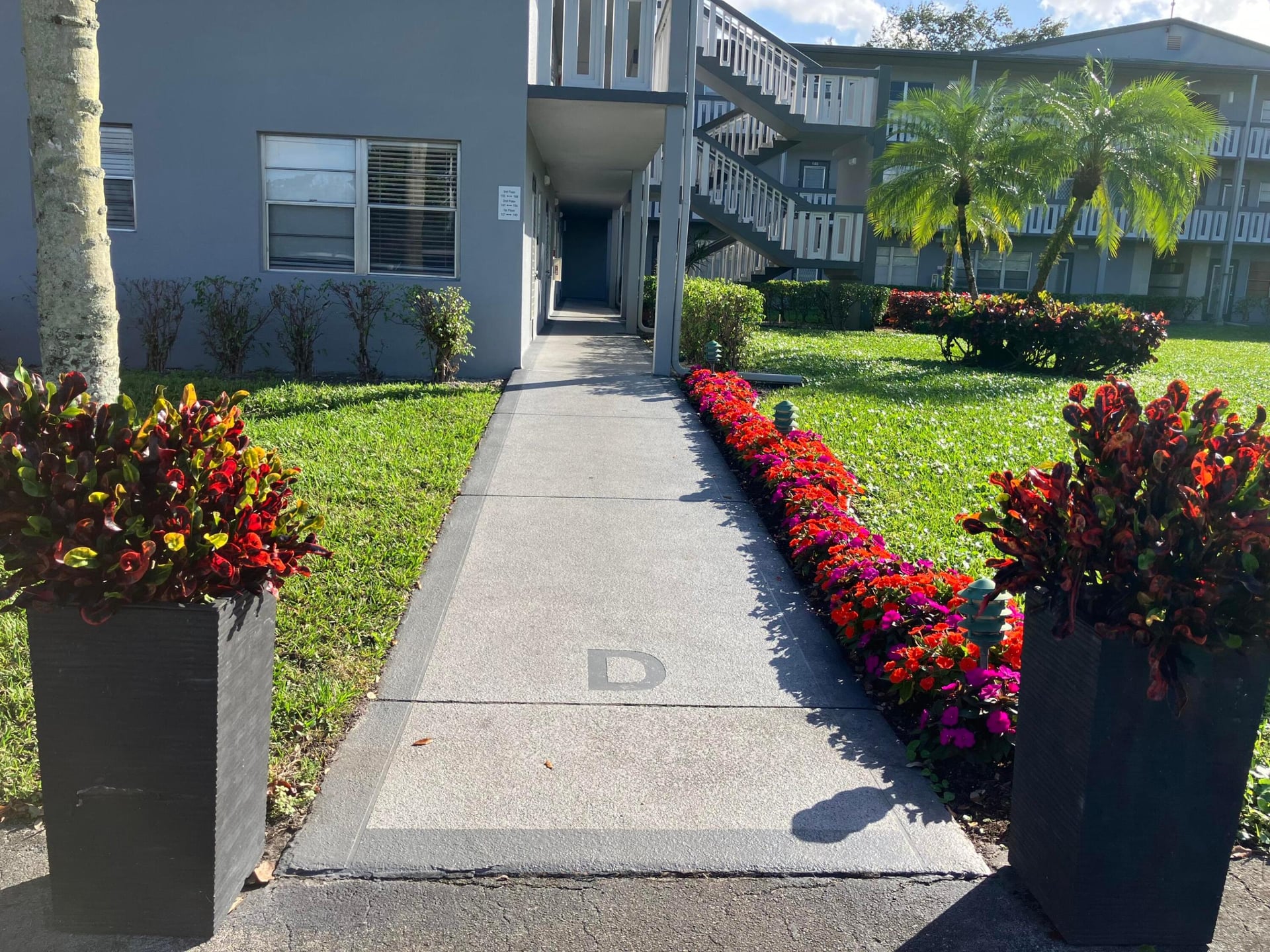 Residence photo 6