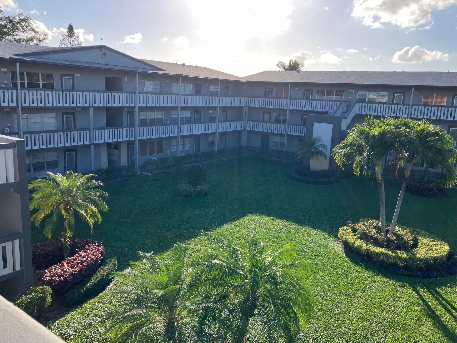 Residence photo 25