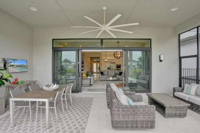 Boca Bridges Residence photo 24