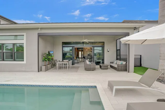 Boca Bridges Residence photo 29