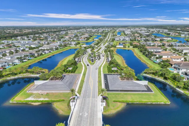 Boca Bridges Residence photo 87