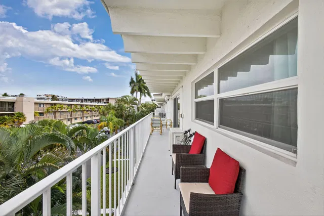 4001 S Ocean South Palm Beach Unit 315 photo 13
