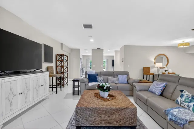 Singer Island Unit 201 photo 13