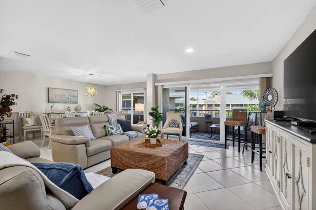 Singer Island Unit 201 photo 15