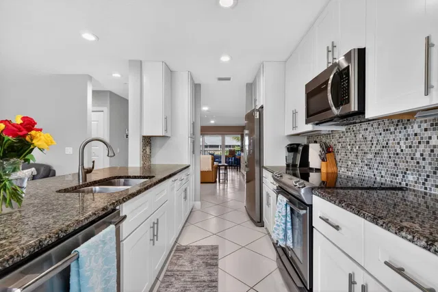 Singer Island Unit 201 photo 29