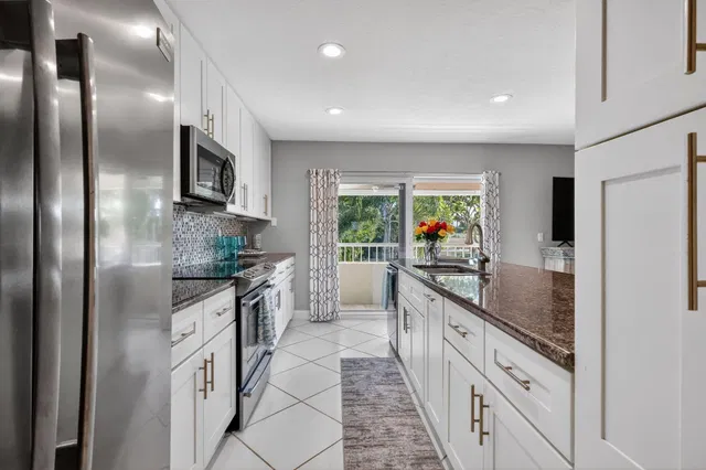 Singer Island Unit 201 photo 30